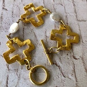 Susan Shaw Cross & Pearl 24 k Gold Plated Link Bracelet With Toggle Clasp